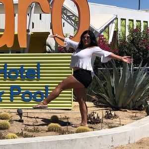 Meet your Posher, Monica